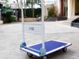 Cách bảo quản lớp sơn của xe đẩy hàng luôn mới