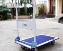 Cách bảo quản lớp sơn của xe đẩy hàng luôn mới