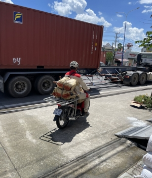 Giao bánh xe đẩy cho đại lý Bánh xe đẩy ở Vĩnh Long, Bánh xe đẩy Vĩnh Long